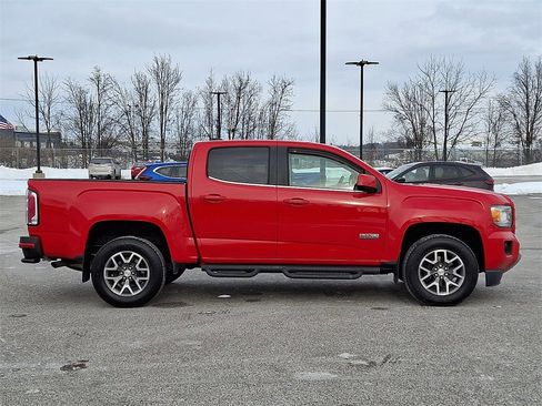 Used 2016 GMC Canyon SLE w/ All Terrain Adventure Package image 10