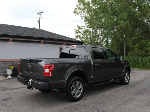 Used 2018 Ford F150 XLT w/ Equipment Group 302A Luxury AWD/4WD image 4
