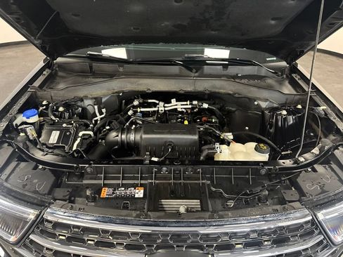Used 2024 Ford Explorer XLT w/ Equipment Group 202A AWD/4WD image 15