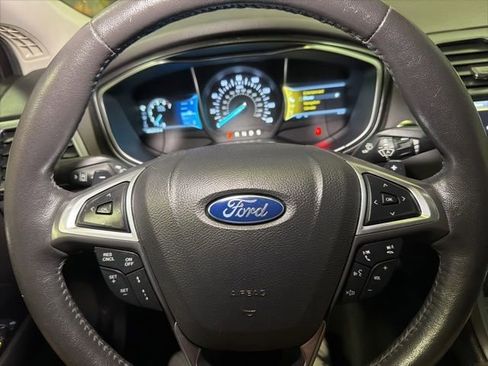Used 2014 Ford Fusion Titanium AWD/4WD image 34