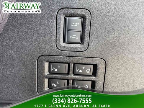 Used 2025 Nissan Armada PRO-4X w/ Pro-4X Premium Package AWD/4WD image 29