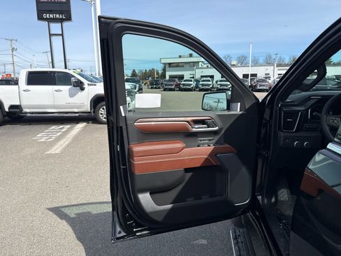 New 2026 GMC Sierra 1500 Denali Ultimate AWD/4WD image 12