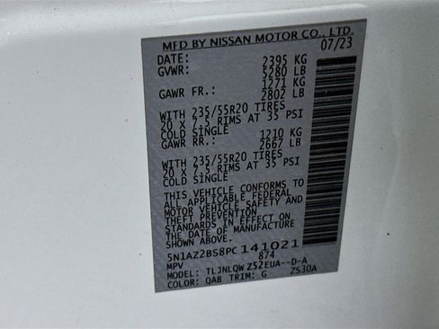 Used 2023 Nissan Murano SV w/ SV Midnight Edition Package image 12