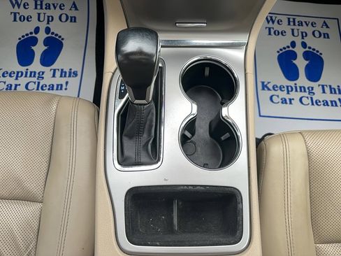 Used 2020 Jeep Grand Cherokee Limited w/ Luxury Group II image 17