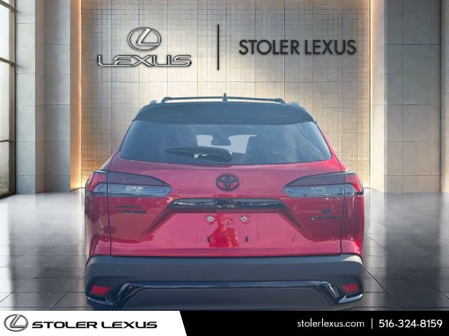 Used 2025 Toyota Corolla Cross AWD Hybrid w/ Moonroof Package image 6