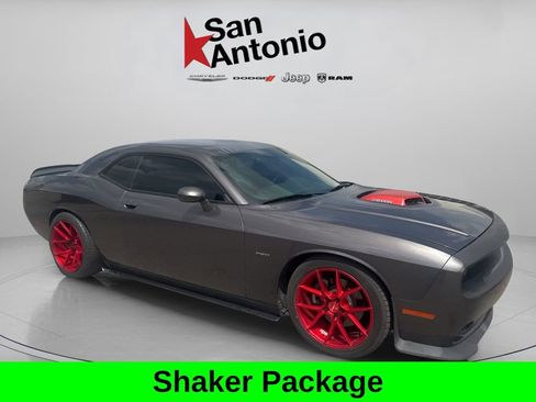 Used 2015 Dodge Challenger R/T Plus RWD image 8