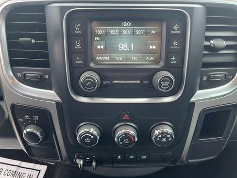 Used 2018 RAM 2500 SLT image 22