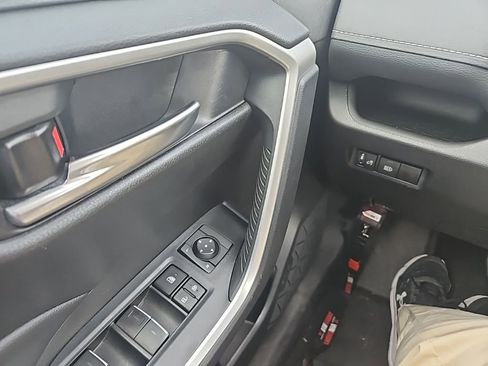 Used 2024 Toyota RAV4 XLE image 21