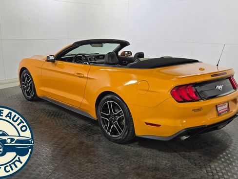 Used 2019 Ford Mustang Premium w/ Ford Safe & Smart Package RWD image 5