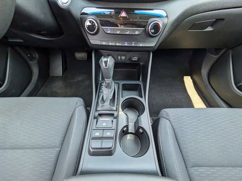 Used 2021 Hyundai Tucson Value FWD image 22