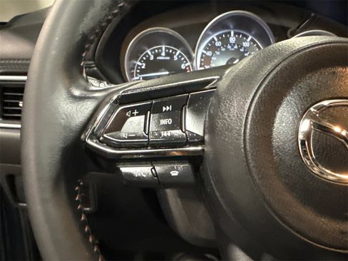 Certified 2023 MAZDA CX-5 Carbon Edition image 22