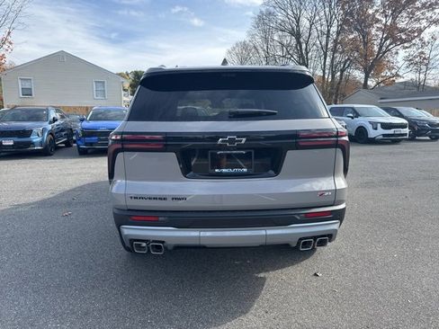 New 2026 Chevrolet Traverse Z71 w/ Enhanced Driving Package image 4