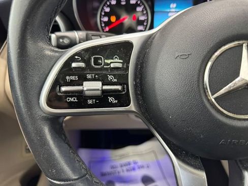 Used 2022 Mercedes-Benz GLC 300 GLC 300 image 22