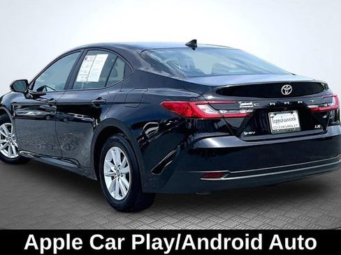 Used 2025 Toyota Camry LE FWD image 6