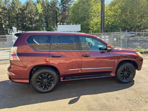 Used 2015 Lexus GX 460 w/ Premium Package AWD/4WD image 4