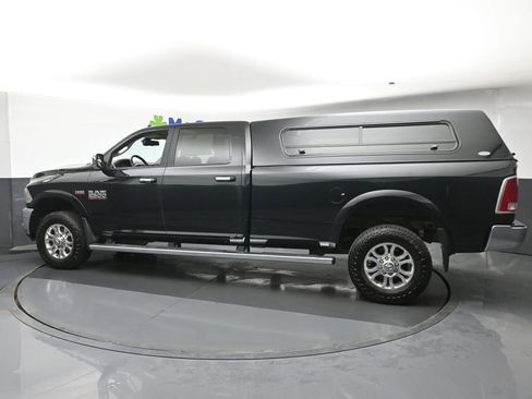 Used 2018 RAM 2500 Laramie w/ Convenience Group AWD/4WD image 19
