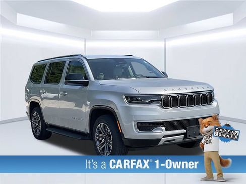 Used 2024 Jeep Wagoneer Series II AWD/4WD image 2