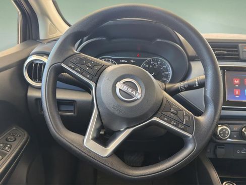 Certified 2025 Nissan Versa SV w/ Trunk Package FWD image 9