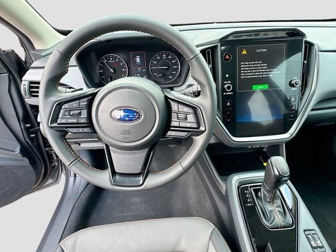 Used 2025 Subaru Crosstrek 2.5i Limited w/ Crosstrek Mirror Package image 15