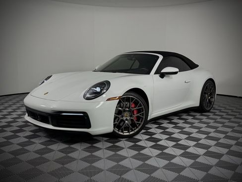 Used 2020 Porsche 911 Carrera 4S image 1