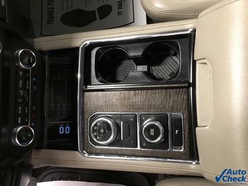 Used 2019 Ford Expedition Limited w/ Equipment Group 301A image 47