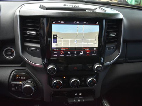 Used 2020 RAM 1500 Big Horn AWD/4WD image 26