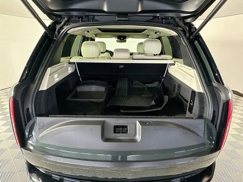 Used 2023 Land Rover Range Rover SE image 27