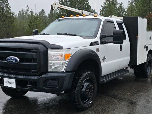Used 2011 Ford F550 4x4 SuperCab Super Duty w/ Payload Upgrade Pkg image 2
