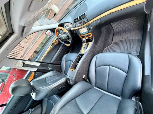Used 2008 Mercedes-Benz E 350 4MATIC Sedan image 30
