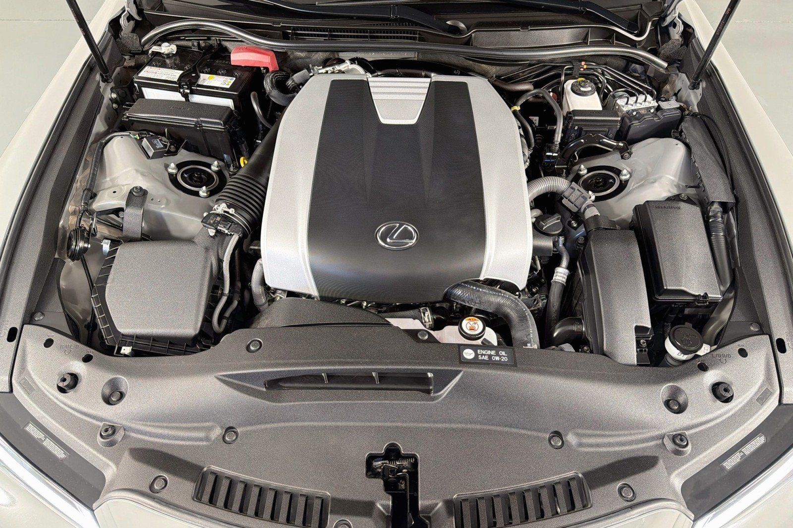 Used 2025 Lexus IS 350 F Sport RWD image 10