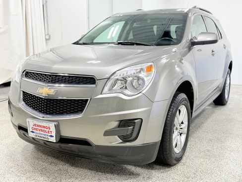 Used 2012 Chevrolet Equinox LT w/ Driver Convenience Package image 3