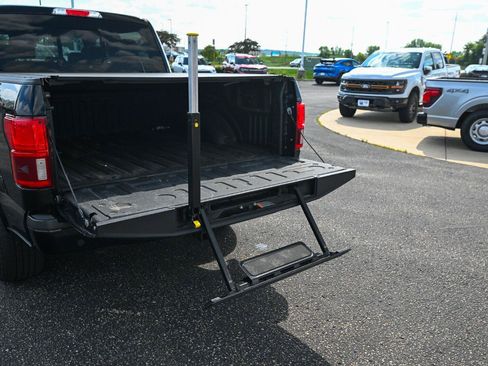 Certified 2018 Ford F150 Lariat w/ Equipment Group 502A Luxury AWD/4WD image 17