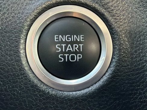 Used 2024 Toyota Tundra SR5 w/ SR5 Convenience Package AWD/4WD image 27