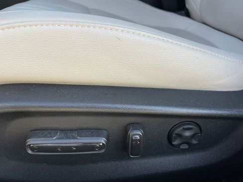 Used 2019 Honda Accord EX-L image 25