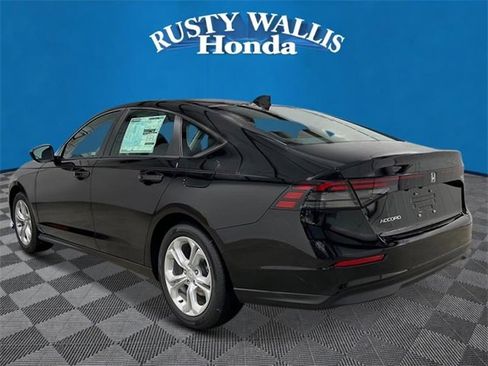 New 2025 Honda Accord LX image 5