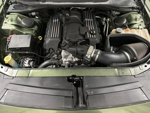 Used 2019 Dodge Challenger R/T Scat Pack w/ Widebody Package image 36