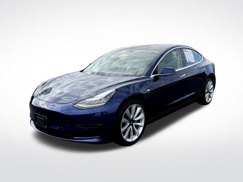 Used 2018 Tesla Model 3 Long Range image 4
