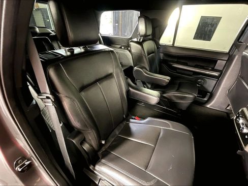 Used 2021 Ford Expedition XLT RWD image 36