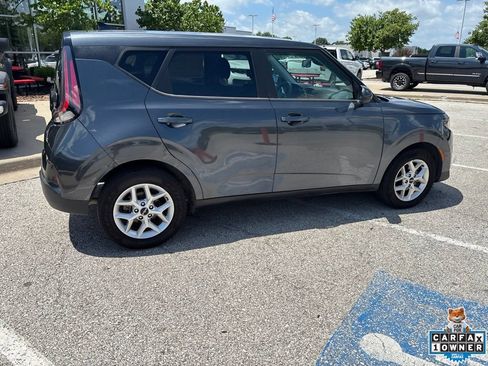 Used 2024 Kia Soul LX w/ Option Group 015 FWD image 27