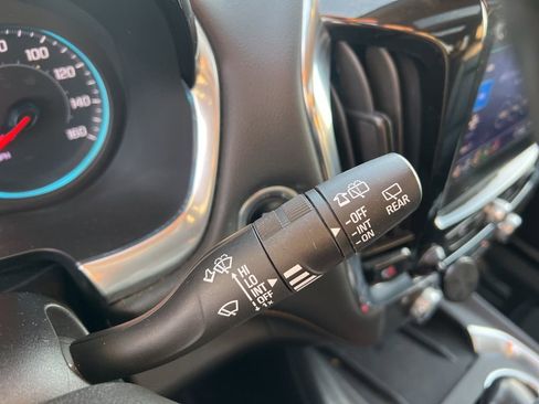 Used 2021 Chevrolet Traverse Premier w/ Redline Edition image 14