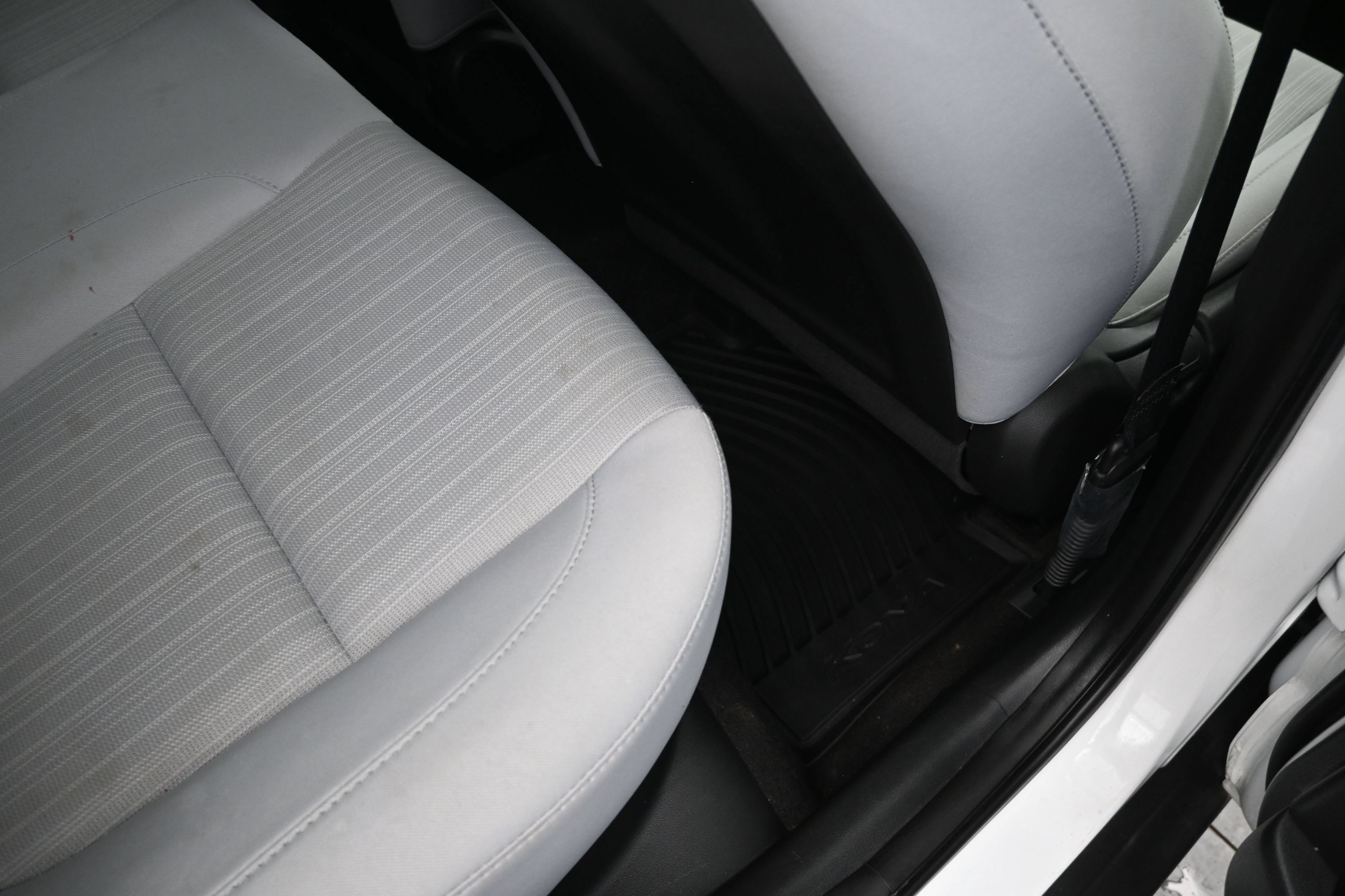 Used 2022 Hyundai Kona SEL w/ Convenience Package FWD image 18