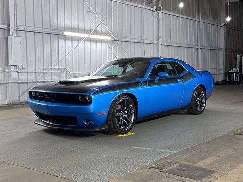 Used 2023 Dodge Challenger R/T w/ T/A Package RWD image 1