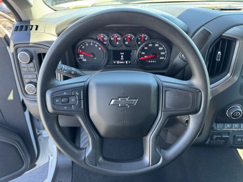 Used 2024 Chevrolet Silverado 1500 Custom Trail Boss w/ Turbomax Blackout Package AWD/4WD image 19