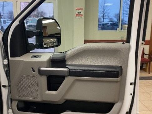 Used 2018 Ford F250 XLT image 19