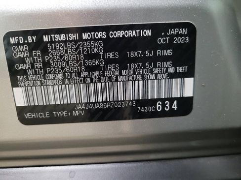 Used 2024 Mitsubishi Outlander ES image 33