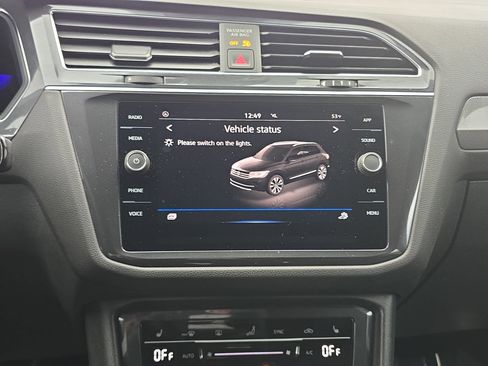 Certified 2023 Volkswagen Tiguan SE R-Line image 20