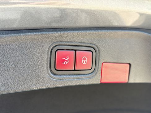 Used 2022 Mercedes-Benz C 43 AMG 4MATIC Coupe image 9