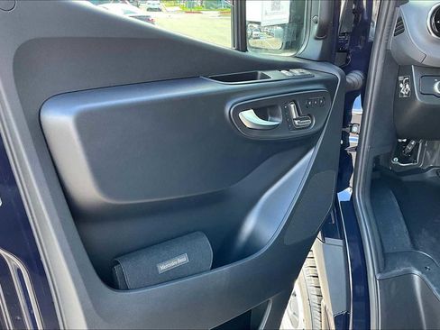 New 2025 Mercedes-Benz Sprinter 2500 image 10