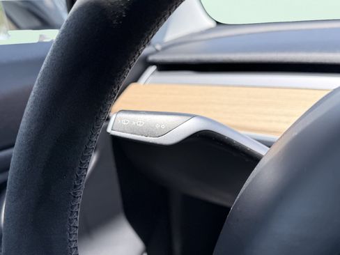 Used 2020 Tesla Model 3 Performance AWD/4WD image 29