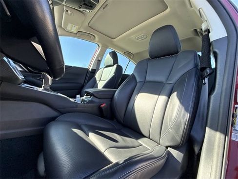 Used 2023 Subaru Legacy Limited image 11